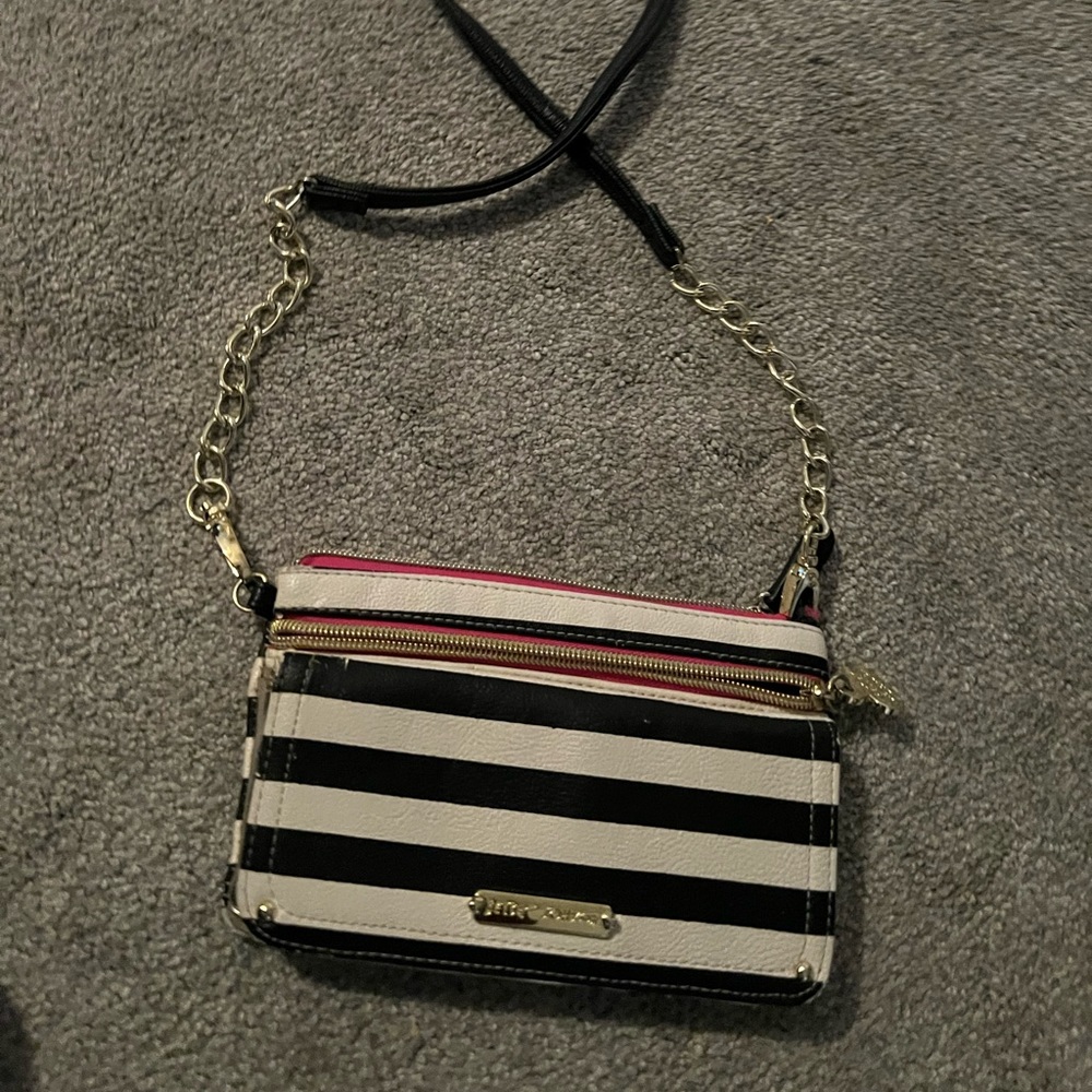 Betsey Johnson Crossbody bag